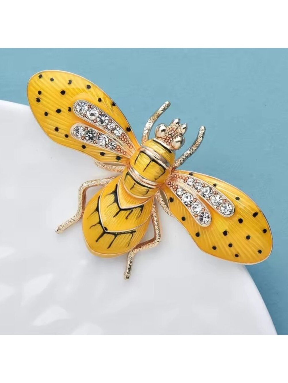 Vintage Gold Bee Brooch